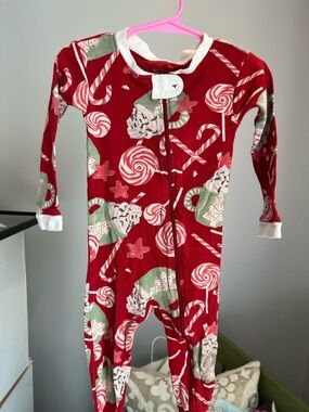 Burt’s Bees Toddler Holiday Hot Cocoa Zippy Footie Pajamas Size 18M GUC